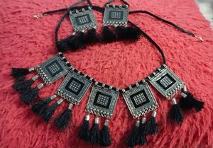 Necklace Set