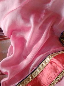 Elegant Pink &amp; Gold Saree