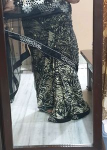 Silk Saree In Base And Net Pallu