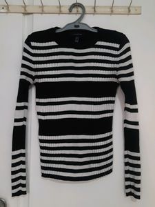 Wool Black And White Top