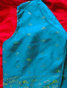 combo of silk blouse and green kurti
