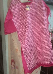 Embroidered Magenta Kurta