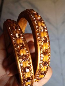 Gold Tone Bangle Set