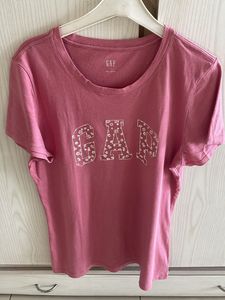 Gap Tee