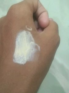 Lakme Sunscreem Spf 50+