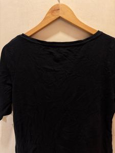 Beautiful Black Crew Neck Tee