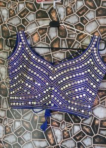 Beautiful Design Blouse 💙