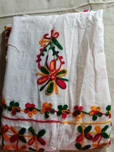 Floral Embroidered White Kurta