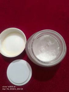 Lotus Herble  Creme