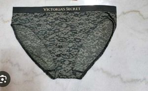 Victoria&#39;s Secret Panties (Set of 4)