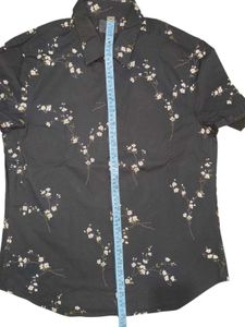 H&amp;M Men Black &amp; White Printed Cotton Shirt
