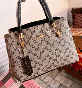 Gucci Handbag 👜