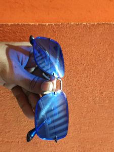 blue 🔵 sunglasses 😎