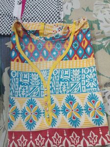 Combination Of 5 Kurtas