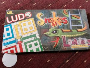 Snakes Ladder Ludo