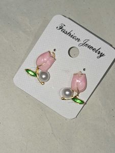 Korean Tulip Pearl Earrings
