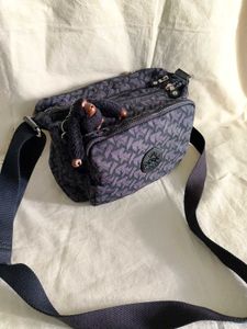 Kipling Authentic