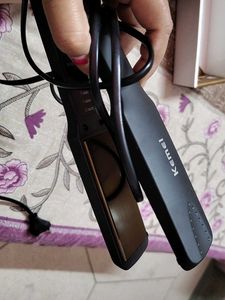 Brand New Hair Straightener