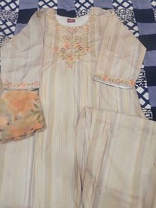 Beautiful 3xl Multi Colour Suit With Organza Dupat