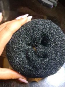 donut bun for hairstyle