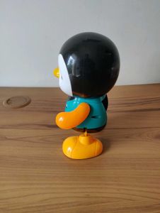 Music Toy - Dancing Penguine