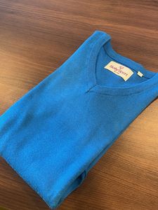 Blue V-Neck Knit Sweater (XL)