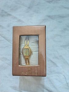 Golden Watch Latest Trend For All