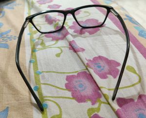 Eye Wear Glasses