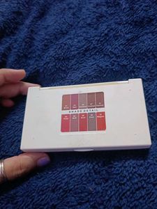 Insight Lipstick Palette