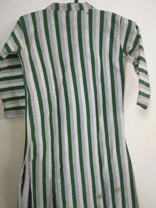 Winter Kurti 3 Kurta 2 In Black And One Is Green