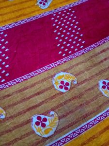 Red Bandhani Print Saree