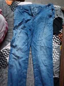 Jeans Branded