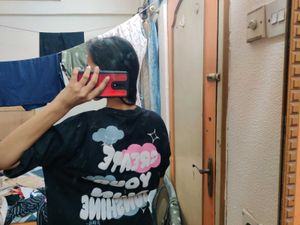 Black Graphic Print T-Shirt