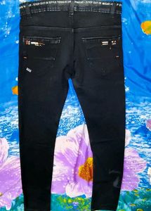 comfortable Black Jeans with woollen from Inside