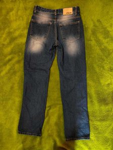 Ripped Knee Denim Jeans unisex