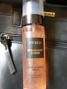 A Body Mist With Sparkling Glitter Like Korean