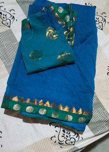 Girl&#39;s Ethnic Dress