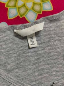 H&amp;M Ribbed Round Neck Top