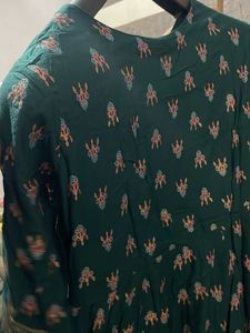 Emerald Green Printed Ethnic Gown