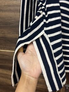 Sweater Black  &amp; White 🧶