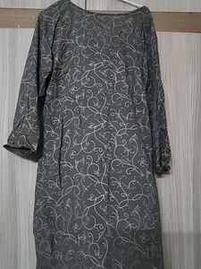 Avaasa Gray Kurti