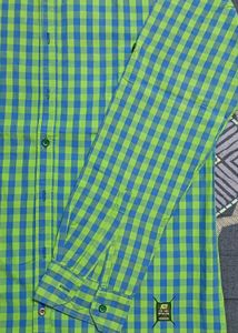 Men&#39;s Checkered Casual Shirt