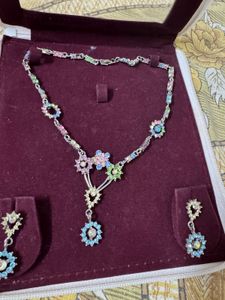 Sparkling Floral Jewelry Set