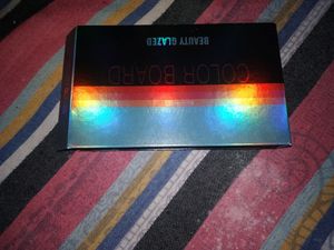 60 Multicolored Eye Shadows , Four In 1 Pallate