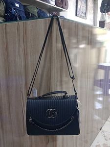 Black Handbag 👜+ Sling Bag 🛍️