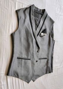 Partywear Men Grey RegularFit V-neck 3 Piece Suit