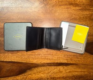 Fossil Black Leather Wallet With Separate Coin Zip
