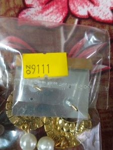 Earings