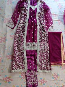 Elegant Purple Embroidered Pakistani Suit