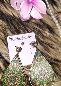 🎀 Fashionable earrings for any occasion 🎀